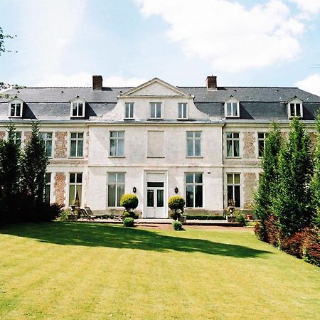 Hem Chambres D'Hotes Chateau De Courcelette المظهر الخارجي الصورة